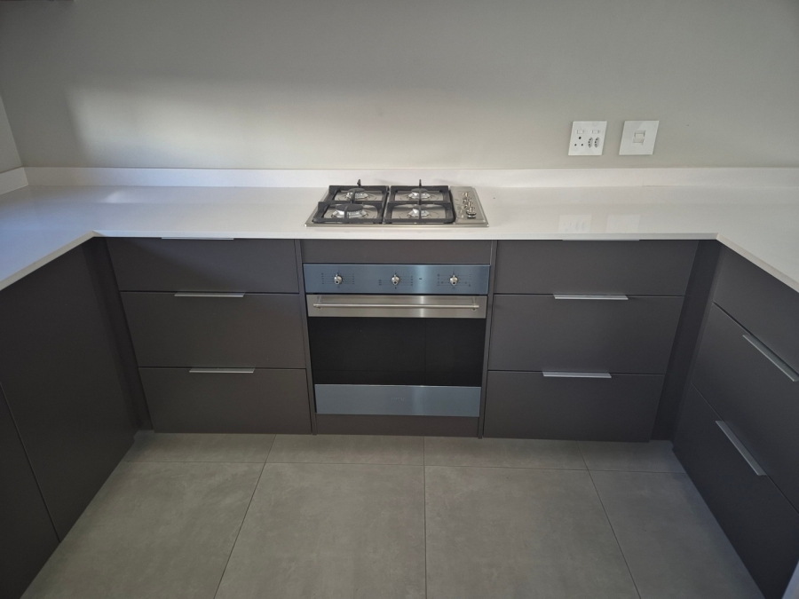 To Let 3 Bedroom Property for Rent in Van Der Hoff Park North West